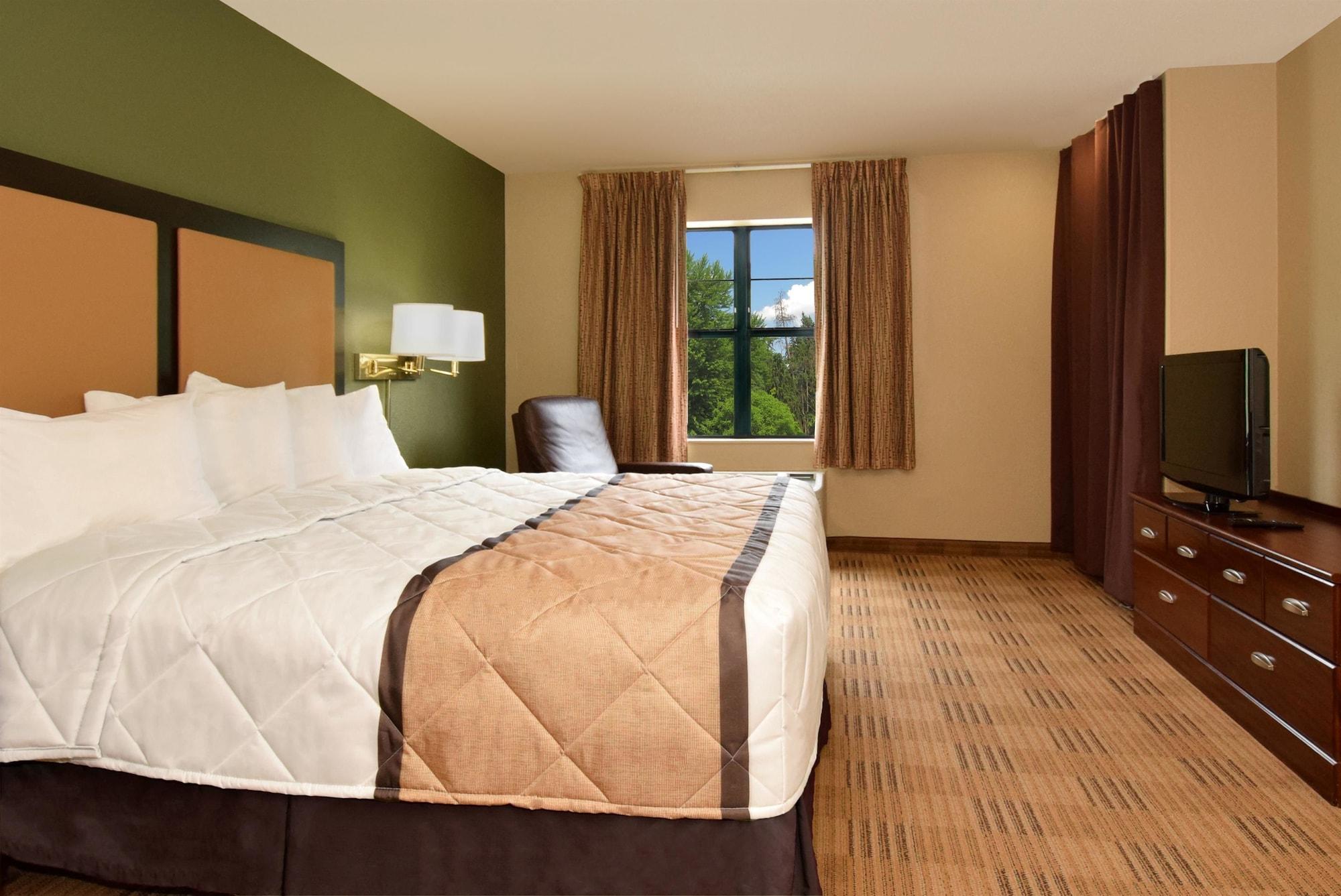 Extended Stay America Suites - Detroit - Metropolitan Airport Ромулус Экстерьер фото