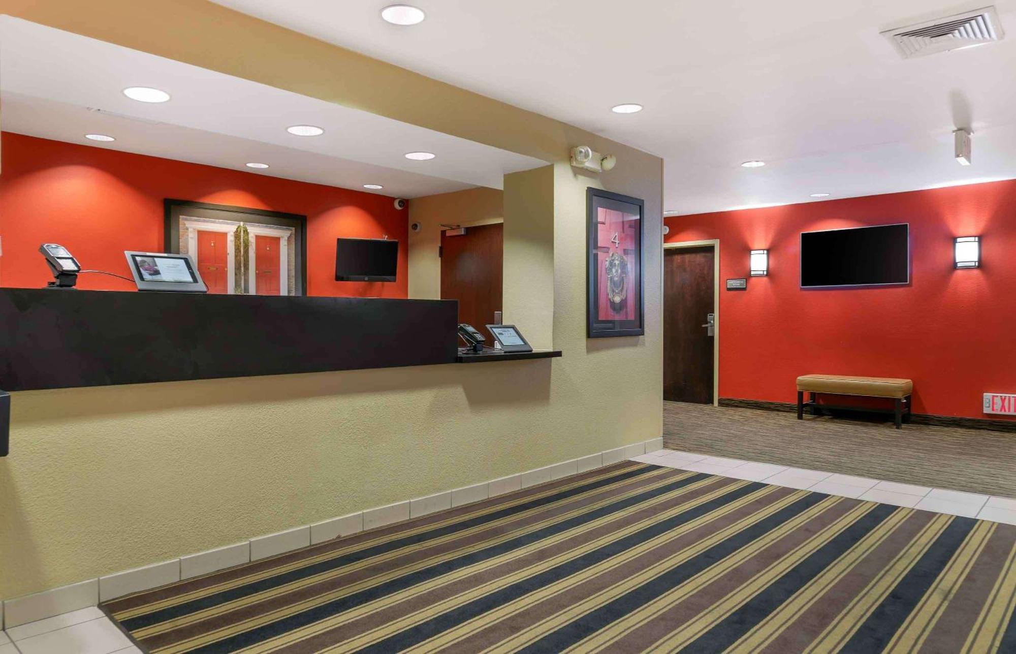 Extended Stay America Suites - Detroit - Metropolitan Airport Ромулус Экстерьер фото