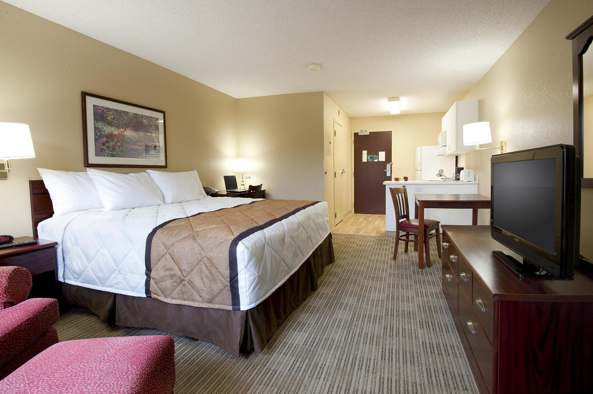 Extended Stay America Suites - Detroit - Metropolitan Airport Ромулус Экстерьер фото